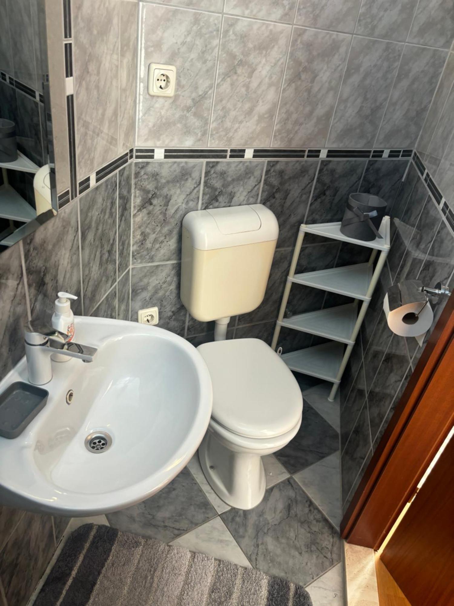 Apartmani Josipovic Башка-Вода Екстер'єр фото
